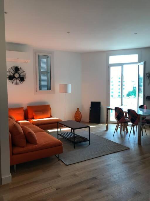 Saint Raphael Plage Et Centre Ville 10 Mn A Pied 外观 照片